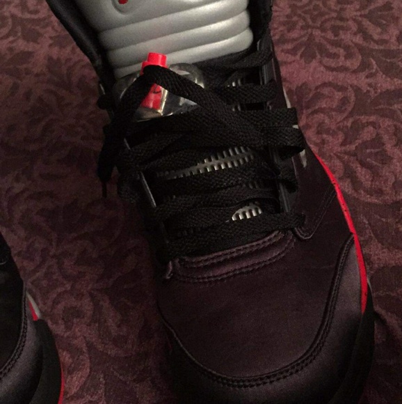 Jordan retro 5's - Picture 2 of 3